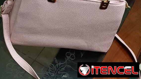 cartera rosa palo con asa corta y larga
