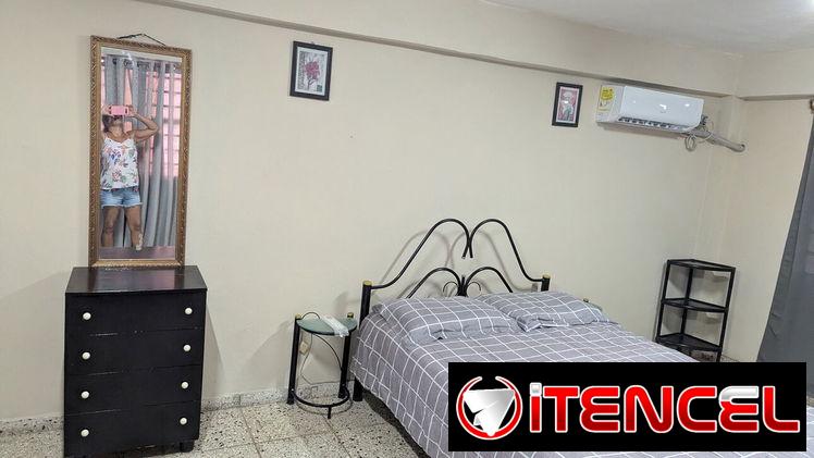 Rento apto en Marianao interesados al 52928057