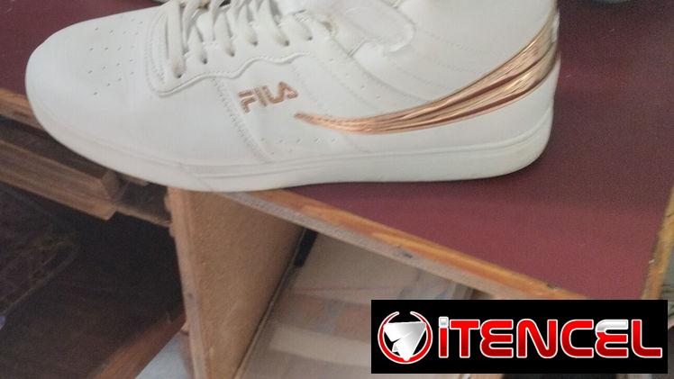 Vendo un par de zapatos