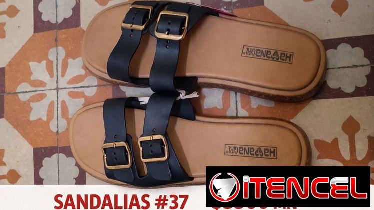 Vendo sandalias prácticas en 4100