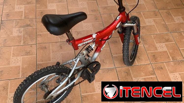 Bicicleta de niño de uso pero en perfecto estado
