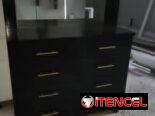 Cómodas con espejos Color blanco y negro