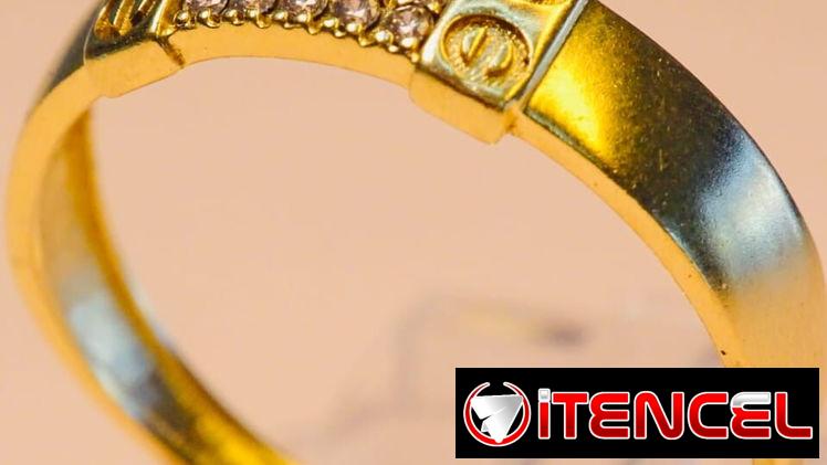 Anillos de Compromiso Elegantes