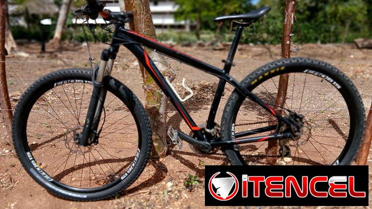 Vendo bicicleta MTB SPECIALIZED 29” llamar al 52410222