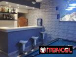 🏩Piscina,habitaciones, confort.