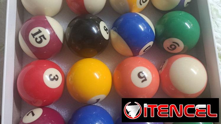 Juego de 16 bolas de billar  🎱 + guantes 🧤.  80 Usd