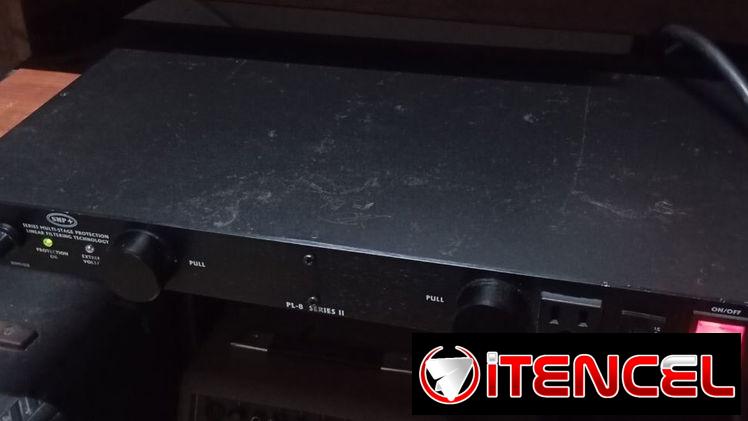 Furman Power Conditioner (Protector y Limpiador de Corriente para Equipos de Audio)