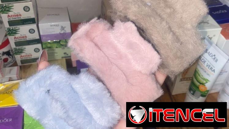 Pellizcos cuadrados grandes de peluche para el cabello 🌸