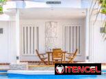 📱 Hostal de 6 Habitaciones con Piscina y Tarima