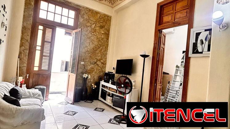 Se vende acogedora casa en centro habana !!