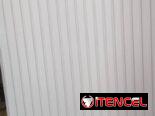 Maleta blanca para viajar,de uso en perfecto estado sin detalles