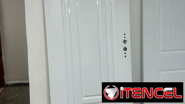 Puertas varios modelos y materiales