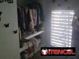 Se vende casa a una cuadra de la calzada de 10 de octubre