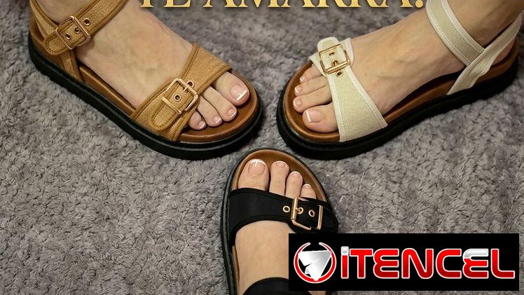 Sandalias amarradas al tobillo