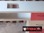 Mesas de uñas