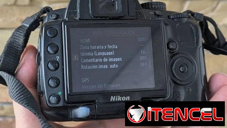 Cuerpo cámara fotográfica Nikon D5000 + accesorios