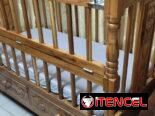 Vendo cuna con colchón y gavetas