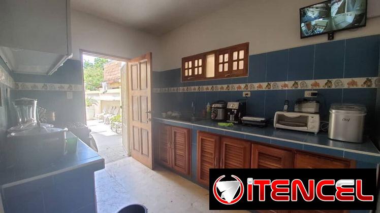 Vendo casa totalmente independiente en Cojimar a solo 2 cuadras de la Costa