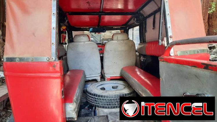 CAMBIO FORD DEL 31 CON MOTOR MERCEDES BENZ 616, TICO Y MOTO CORCOBEO POR CARRO MODERNO O CAMIONETA, ESCRIBIR POR WHATSAP