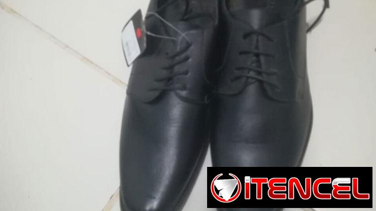 se vende zapatos nuevos  de color negro de hombre #46