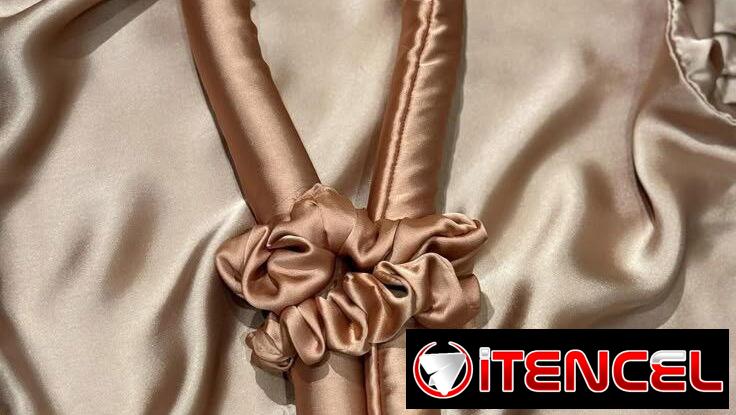Accesorios capilares: toalla de microfibra, cepillos, scrunchie, gorros y funda de satin