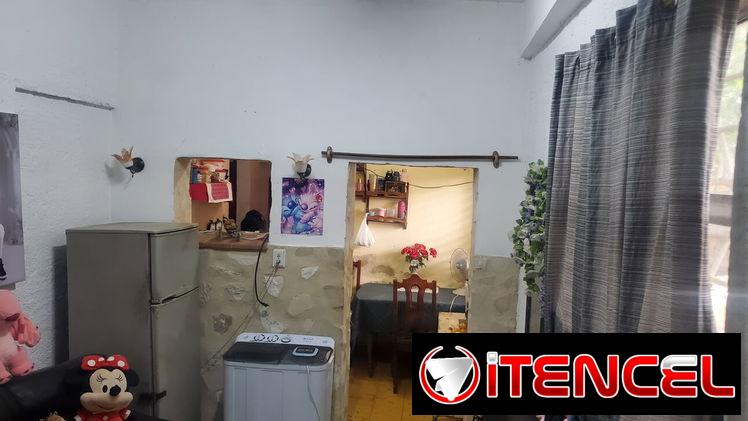 Venta o negocio por carro equivalente al precio.