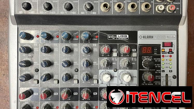Consola Behringer QX1202