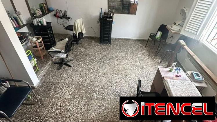 🏡 Casa de 2 plantas con piscina en Playa – Querejeta