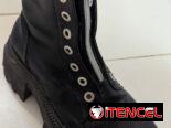 Botas