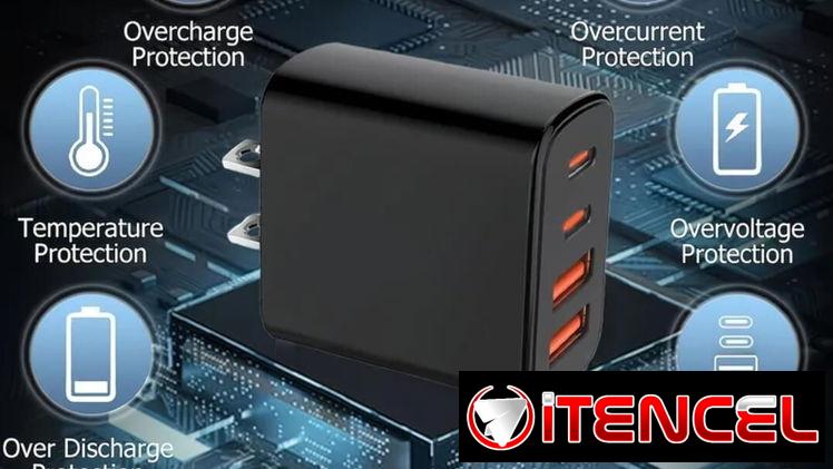 Multi cargador negro con 2 puertos USB y 2 puertos C