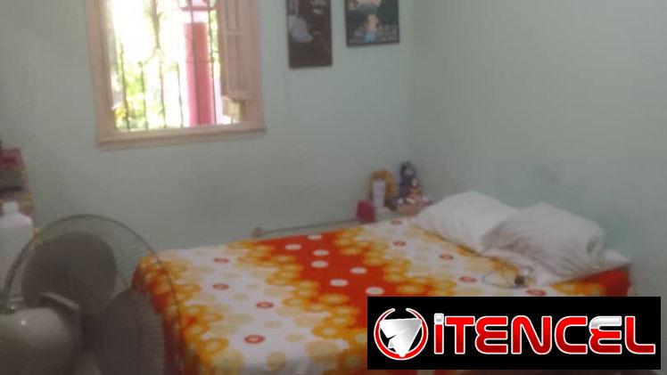 Espectacular casa en Kohly con 4 cuartos y grandes jardines a la venta!!!!