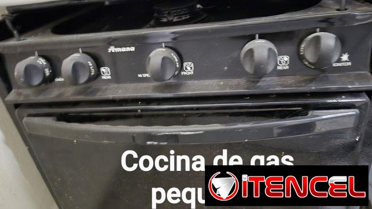 Cocina de gas con horno pequeña