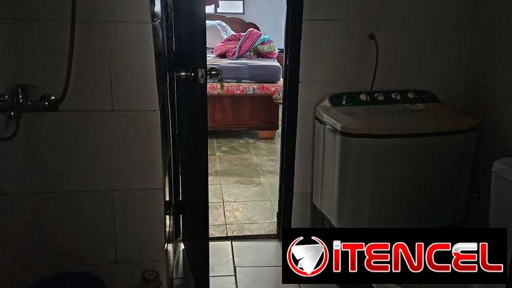Apto de 2/4 en el vedado, Planta baja.