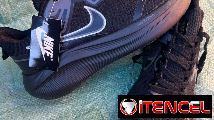 Tenis nike