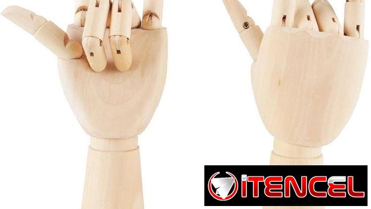 Mano de madera articulada nueva