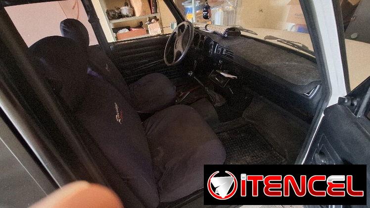 Lada 2105 del año 2000 en muy buen estado