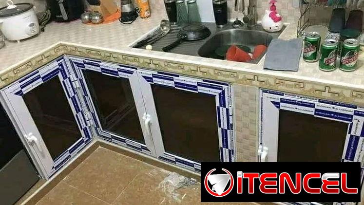 Bajos de meseta. Puertas de aluminio para exteriores y interiores. Closet de espejos