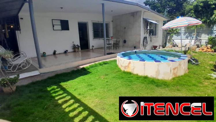 Venta de casa independiente en Fontanar ( 70 vacía 80 mil con todo