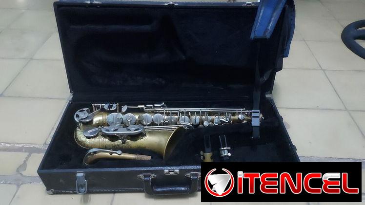 🎷 Saxofón Alto Selmer AS30 – Hecho en USA – $250