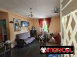 Vendo casa con todo en playa puente 5 9097239  Papeles en regla Precio 15mil  Cocina camas split televisor muebles refri