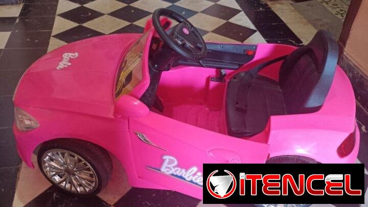 Hermosa máquina Barbie