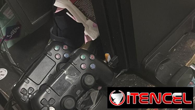 PS4 Pro 1TB  pirateado buen precio