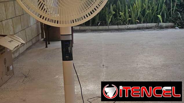 Ventilador con panel solar