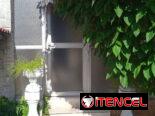 SE VENDE CASA TOTALMENTE INDEPENDIENTE EN EL CASINO DEPORTIVO