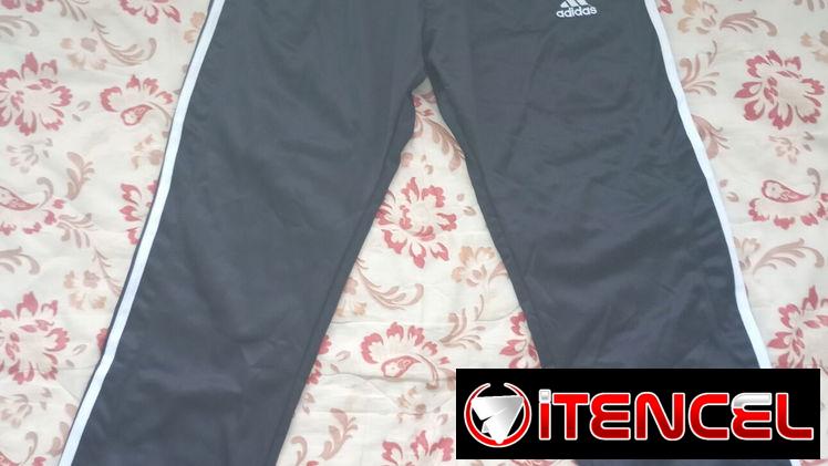 Mono Adidas talla S
