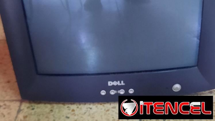 Monitor 17″ roto, no enciende.