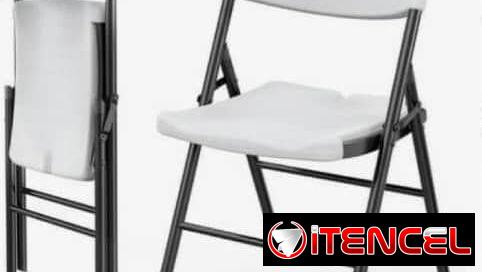 Juego de mesa y sillas pegable