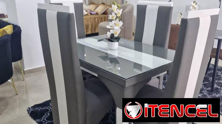 Juegos d comedor tapizados