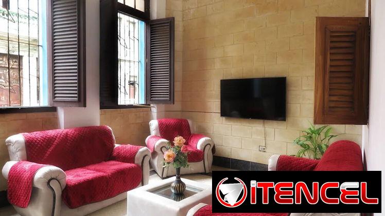🏚😁🔆Hostal “Casa Carlos Rico” de 3 Habitaciones Muy Cerca del Malecón REF 1301