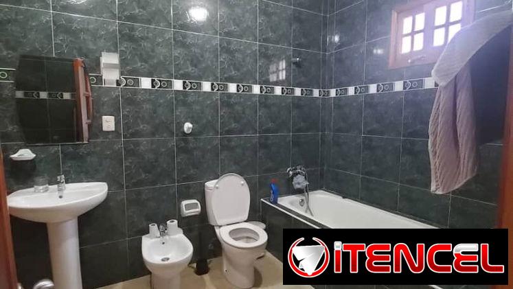 Vendo casa totalmente independiente en Cojimar a solo 2 cuadras de la Costa